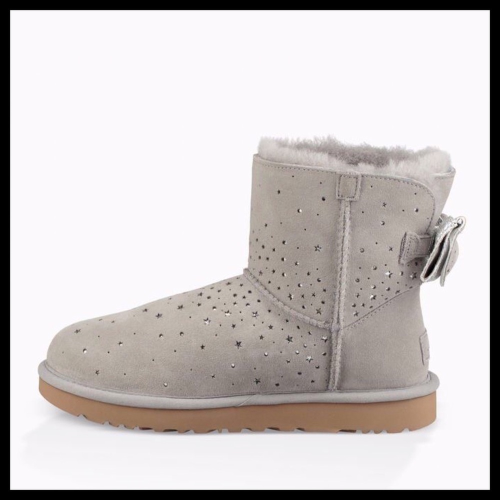 NEW UGG Stargirl Bow Mini Ankle Boot Light Grey - Picture 3 of 8